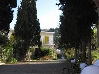 Hostal Catalina Vera Port D'Andratx 2*,